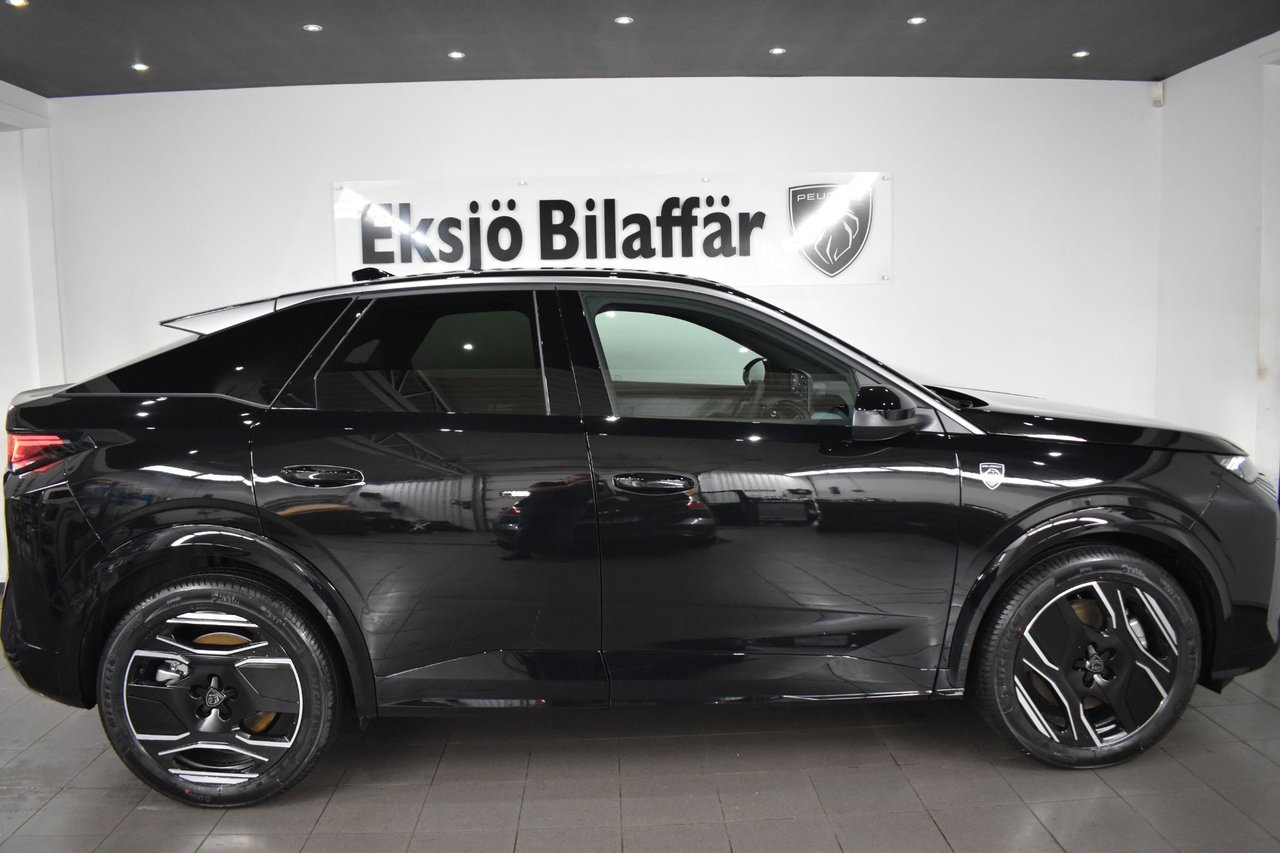 Peugeot e-3008 GT Ultimate Automat 214hk 2026, kuva 6/10