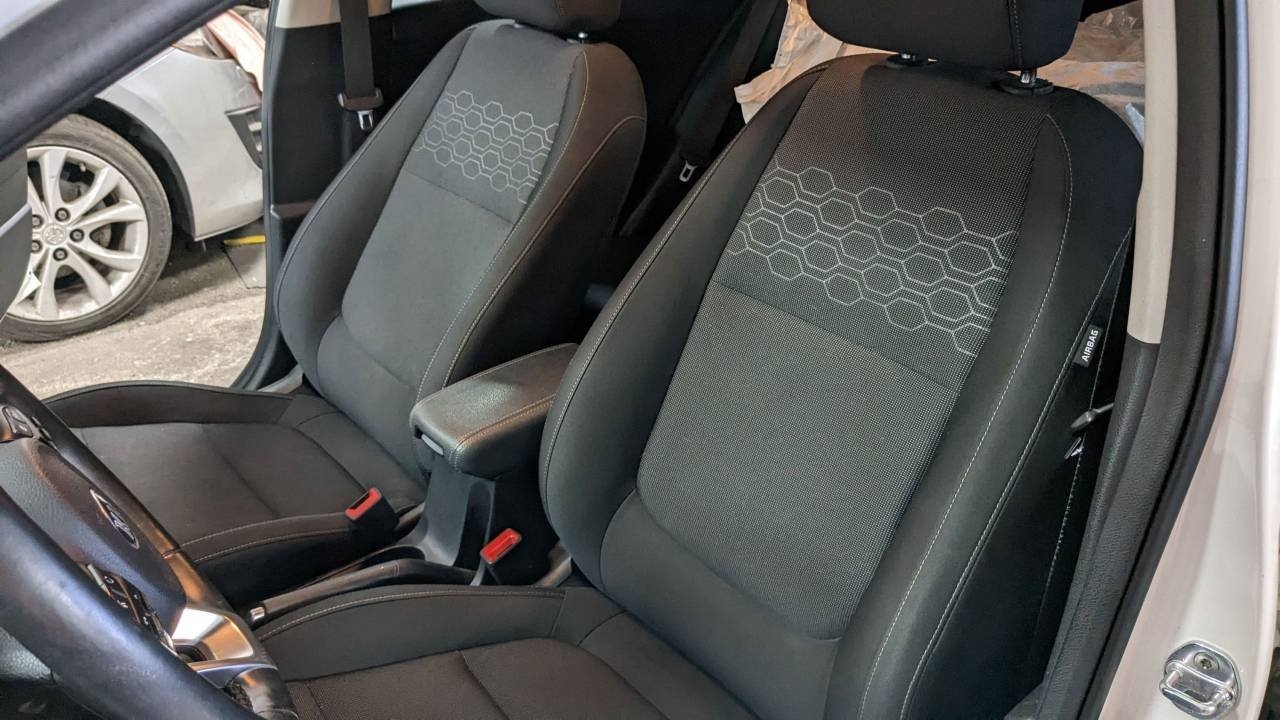 Kia Rio 1.2 CVVT GLS 84hk 2018, bild 6/6