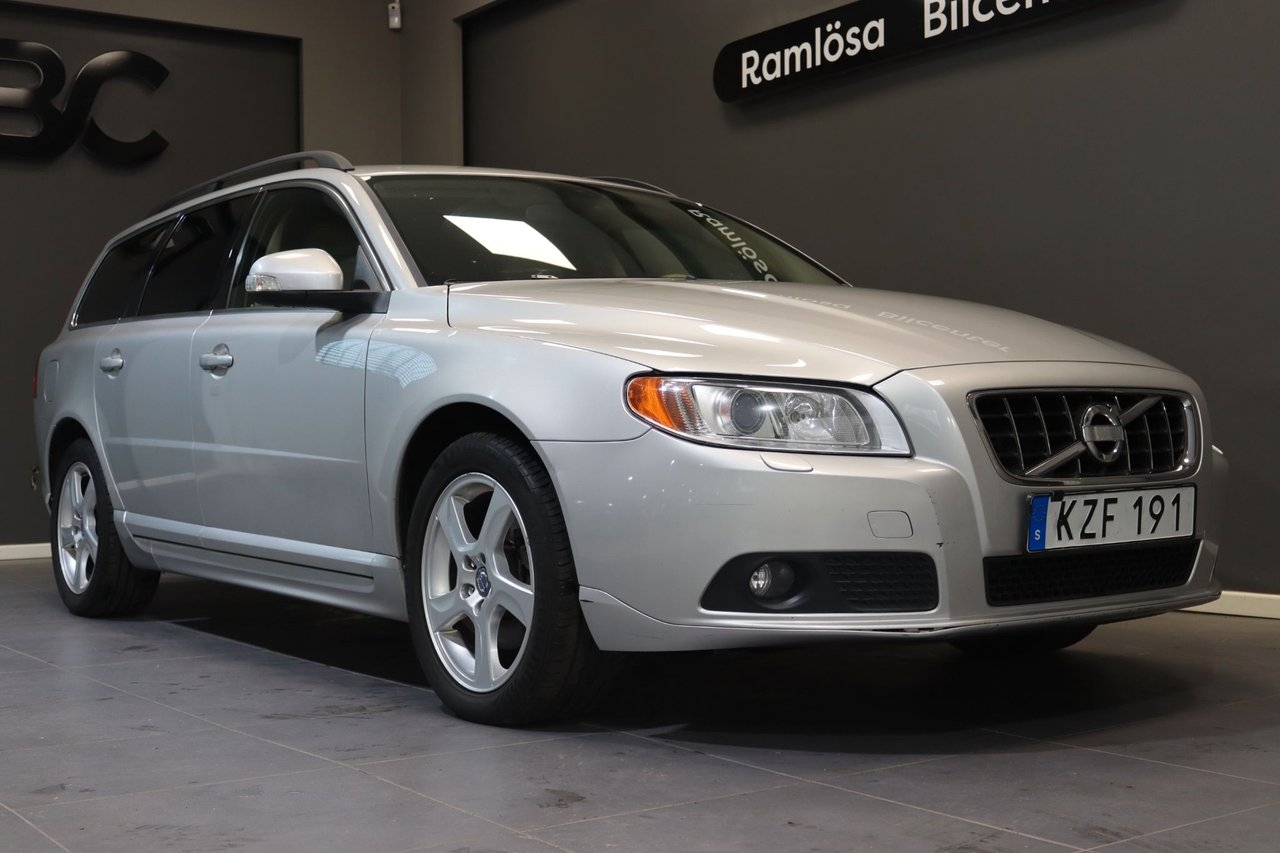 Volvo V70 2011, kuva 7/25