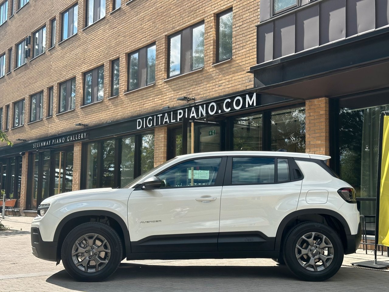 Jeep Avenger mHEV Hybrid 2024, bild 3/10