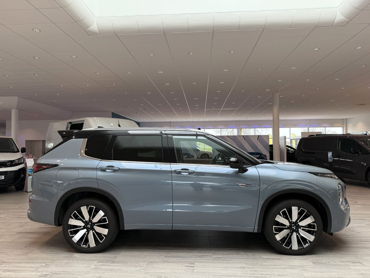 Mitsubishi Outlander 2026, bild 3/5