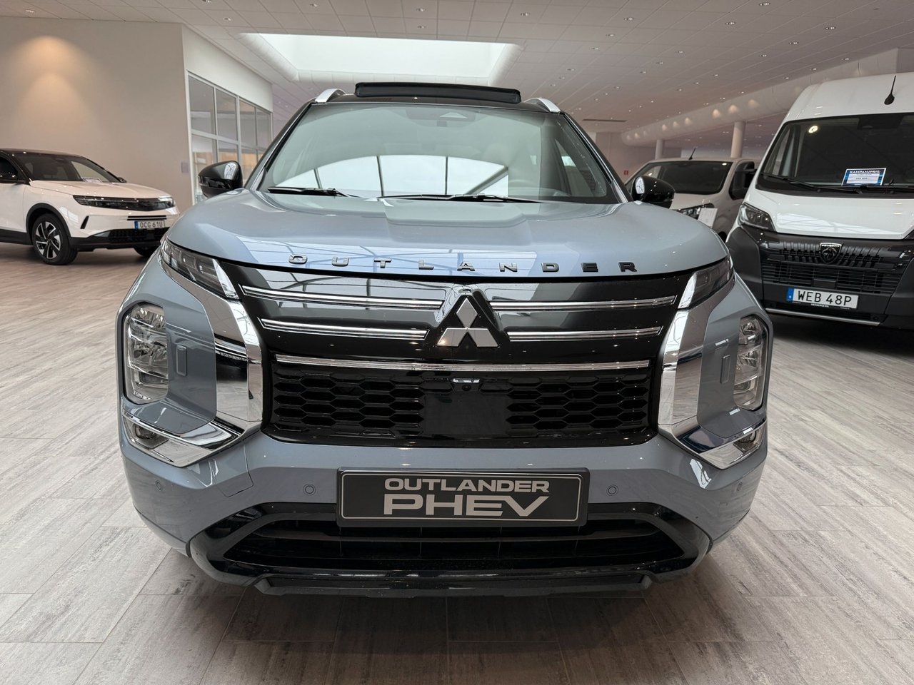 Mitsubishi Outlander 2026, bild 2/5