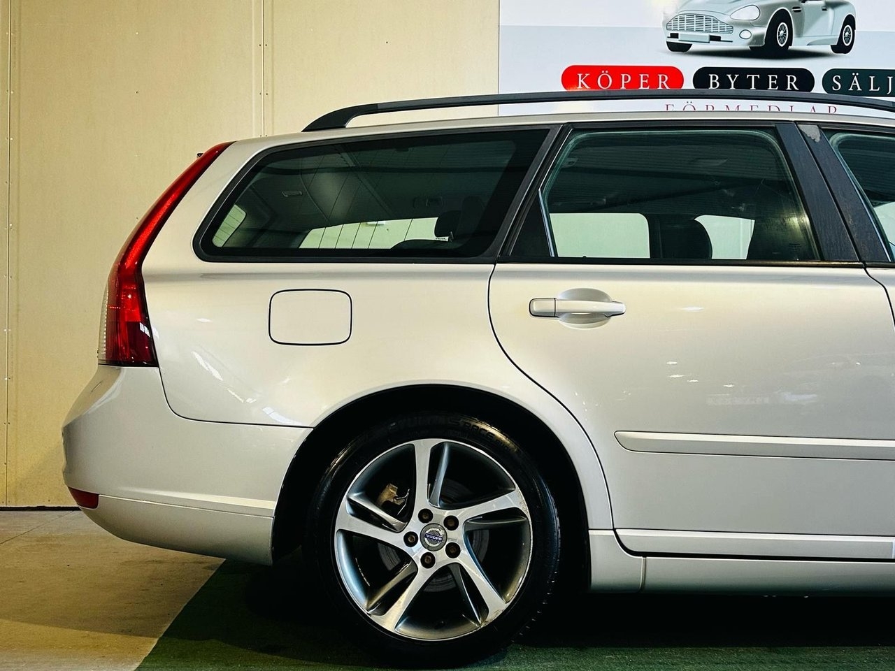 Volvo V50 2011, photo 5/10