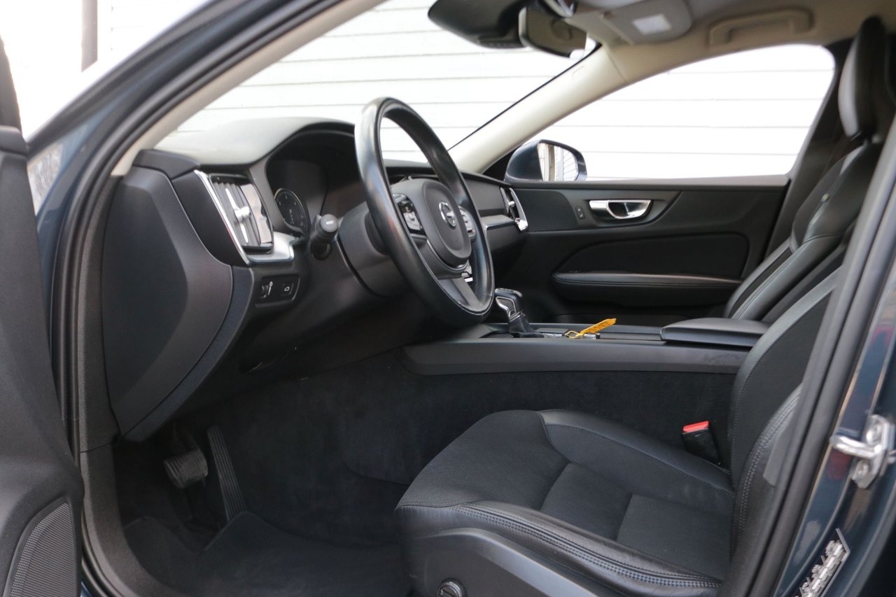 Volvo V60 2020, kuva 5/10
