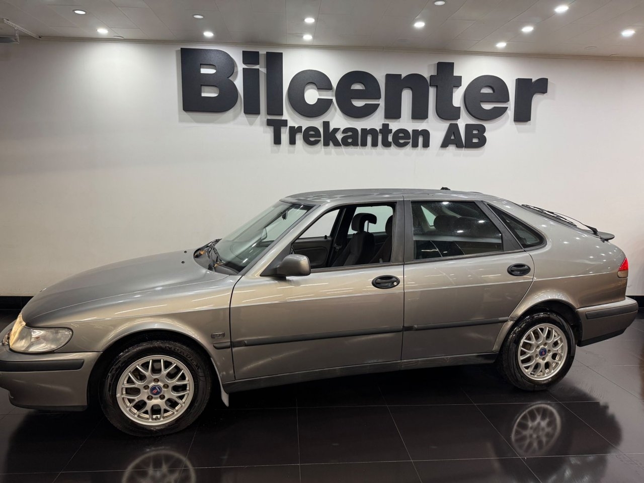 Saab 9-3