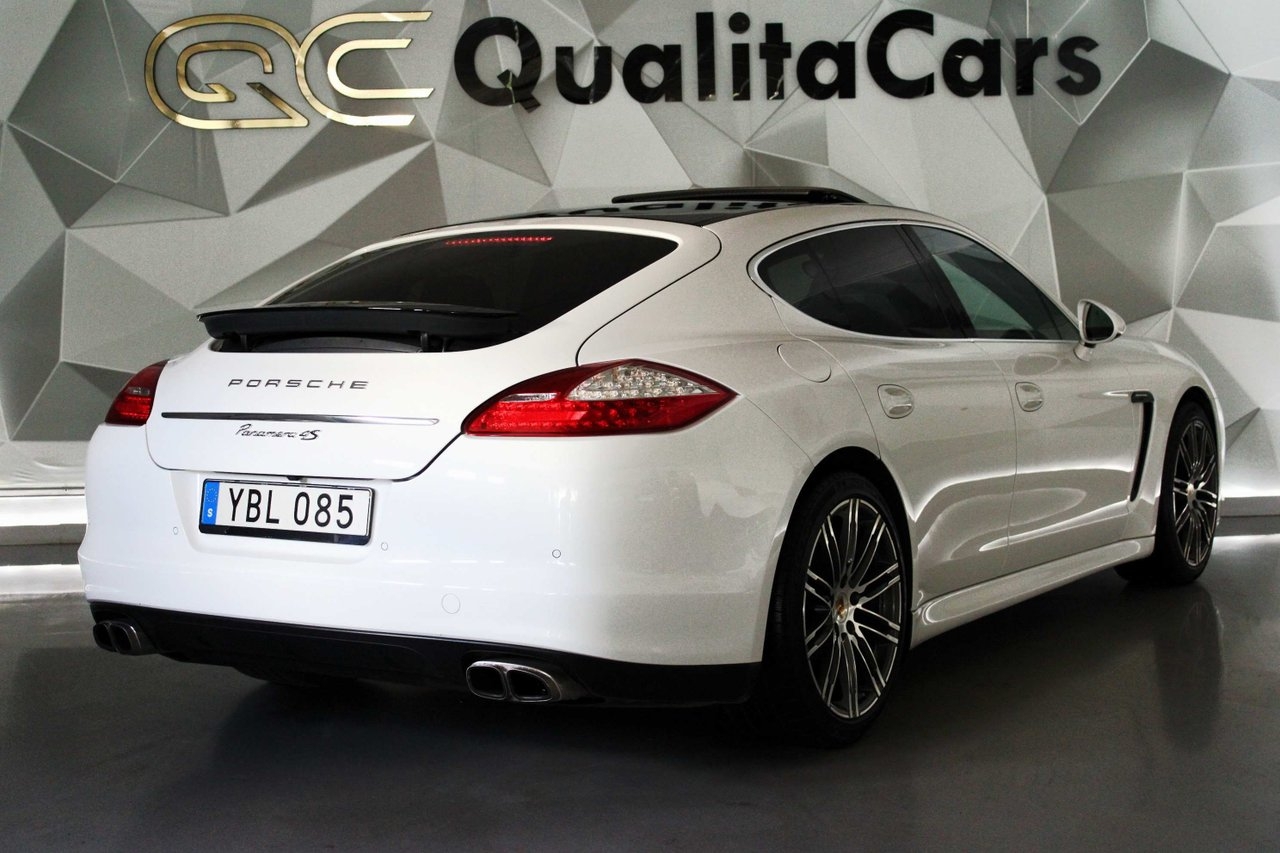 Porsche Panamera 2011, photo 4/10