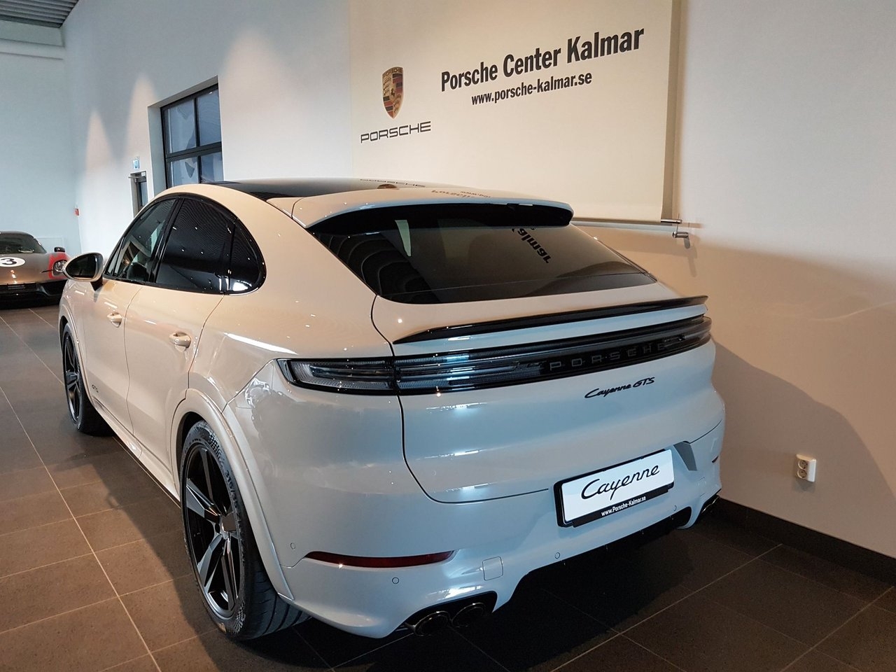 Porsche Cayenne 2025, photo 4/10