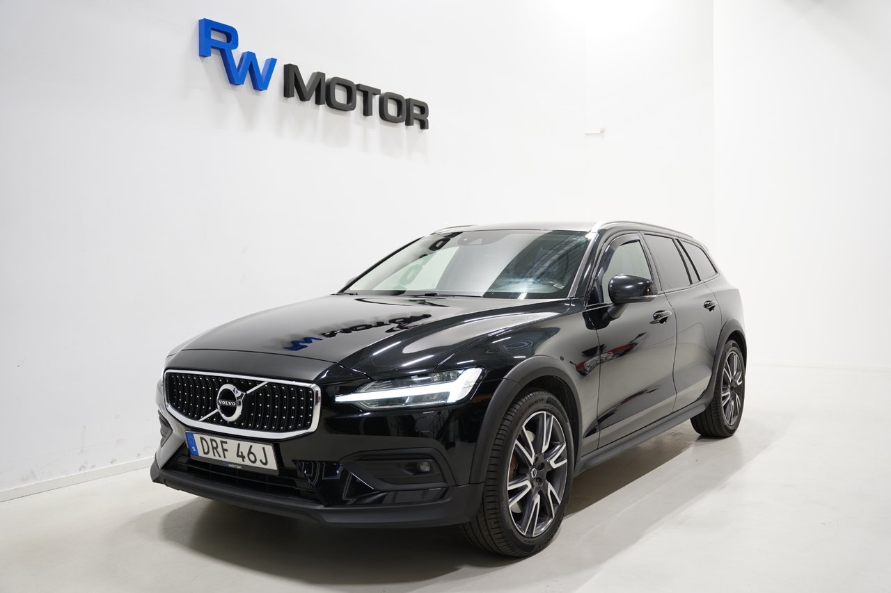 Volvo V60 Cross Country 2019, bild 2/10