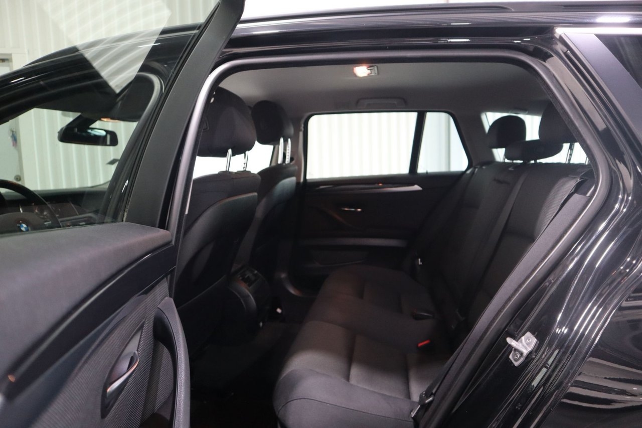 BMW 520 d Touring Steptronic 2016, kuva 6/10