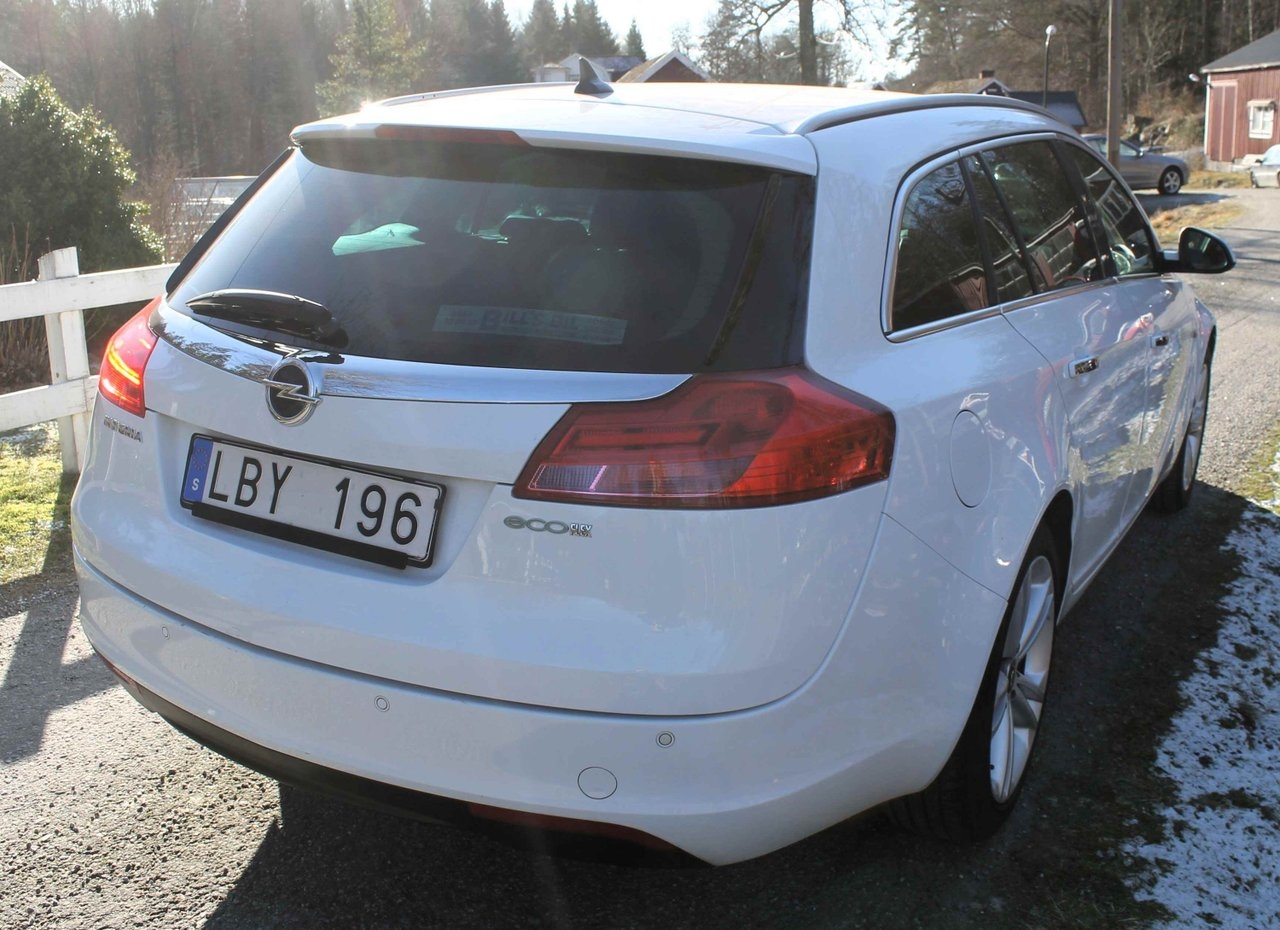 Opel Insignia 2011, bild 2/4