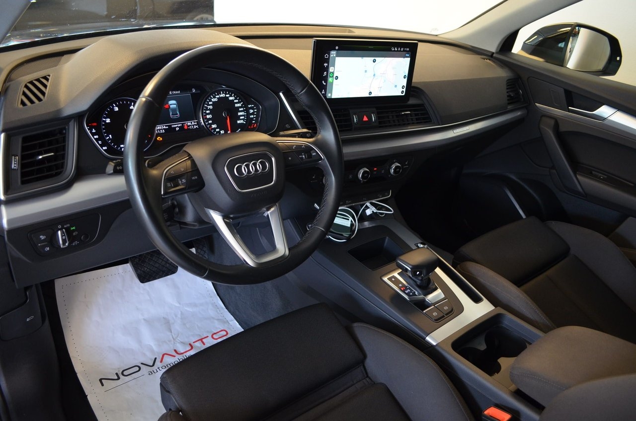 Audi Q5 2021, photo 2/10