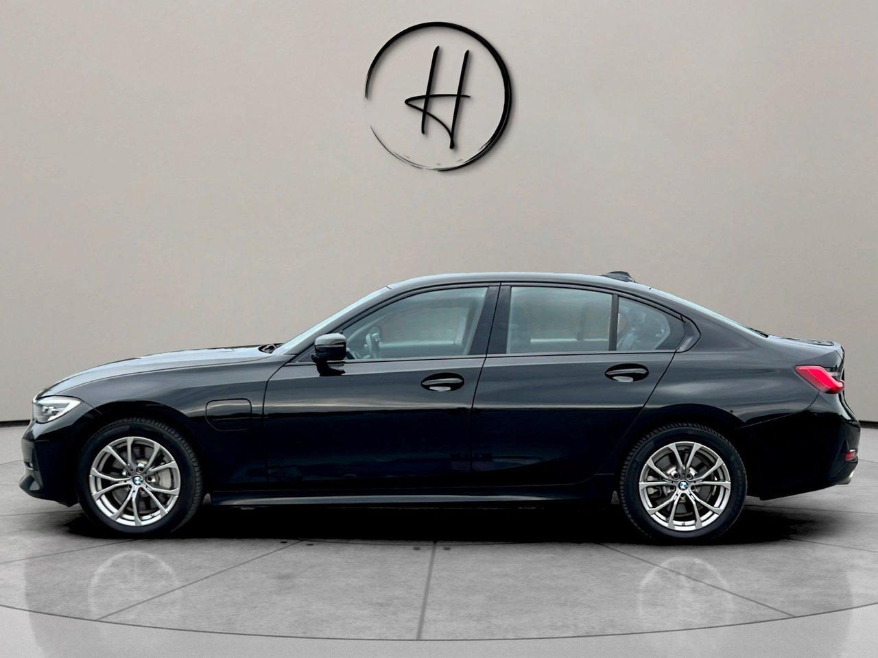 BMW 330 e 292hk G20 Sedan Plug-in Hybrid 2021, kuva 6/38