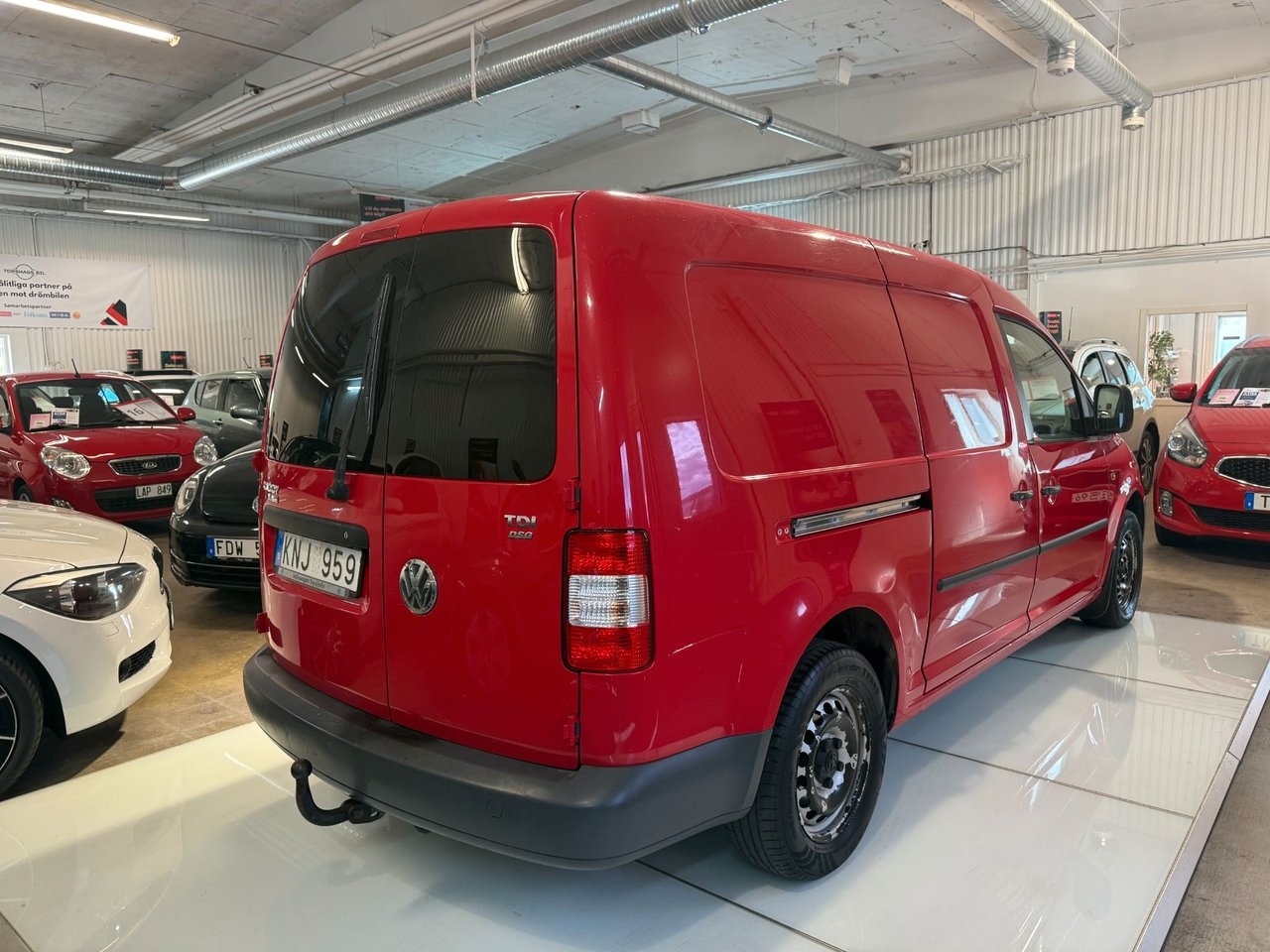 Volkswagen Caddy Maxi 2010, bild 6/10
