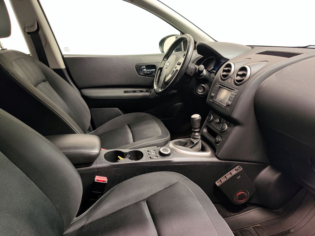 Nissan Qashqai 2013, bild 4/5
