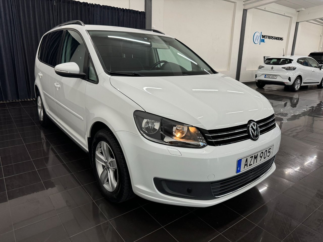 Volkswagen Touran 2015, bild 4/10