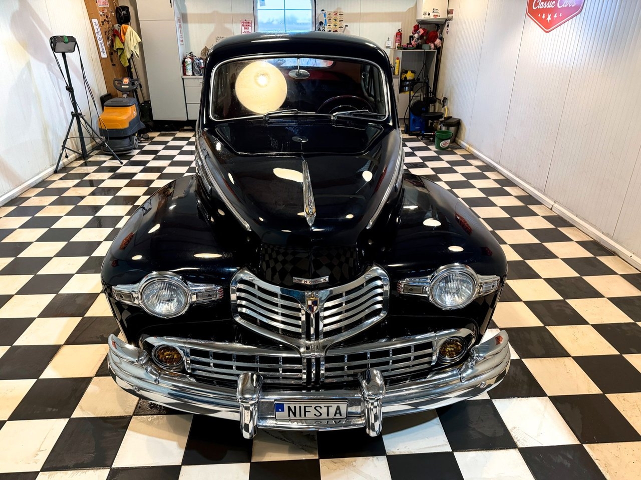 Lincoln Premiere H-Series Club Coupe 1946, bild 5/10