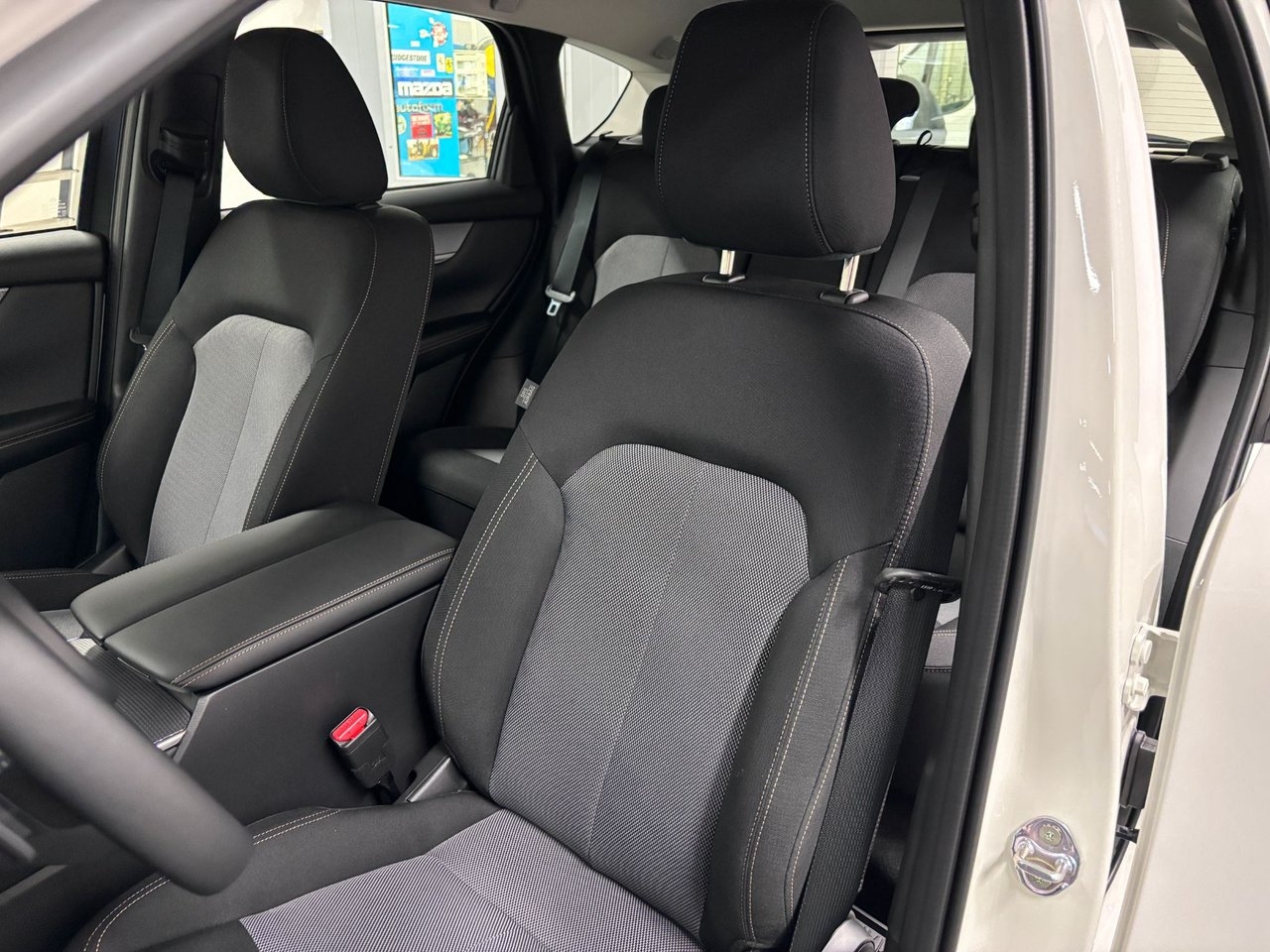 Mazda CX-60 2024, bild 5/10