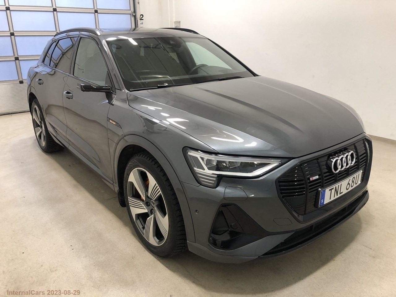 Audi e-tron 55 quattro S-Line 408hk 2022, kuva 2/10