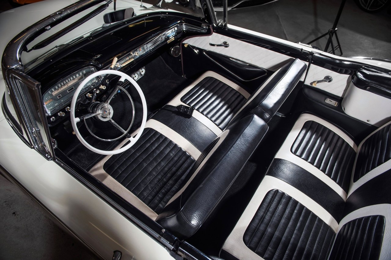Ford Galaxie 1959, photo 6/15