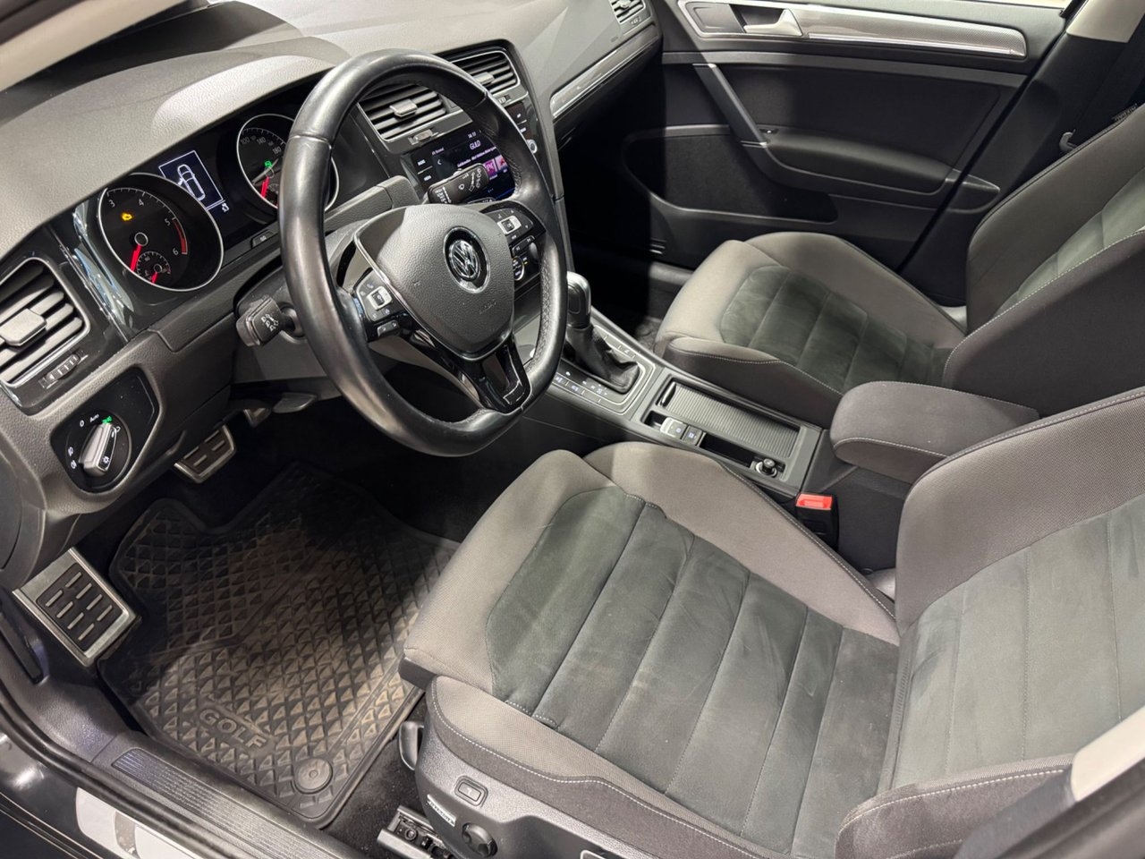 Volkswagen Golf 2020, bild 7/10