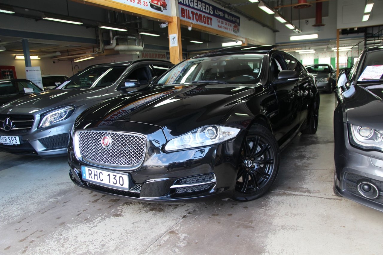 Jaguar XJ LWB 3.0 Automat V6 NY BES 2015, bild 2/10