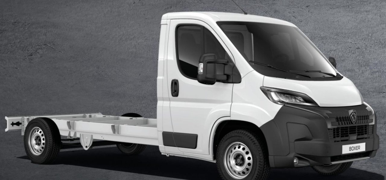 Peugeot e-Boxer