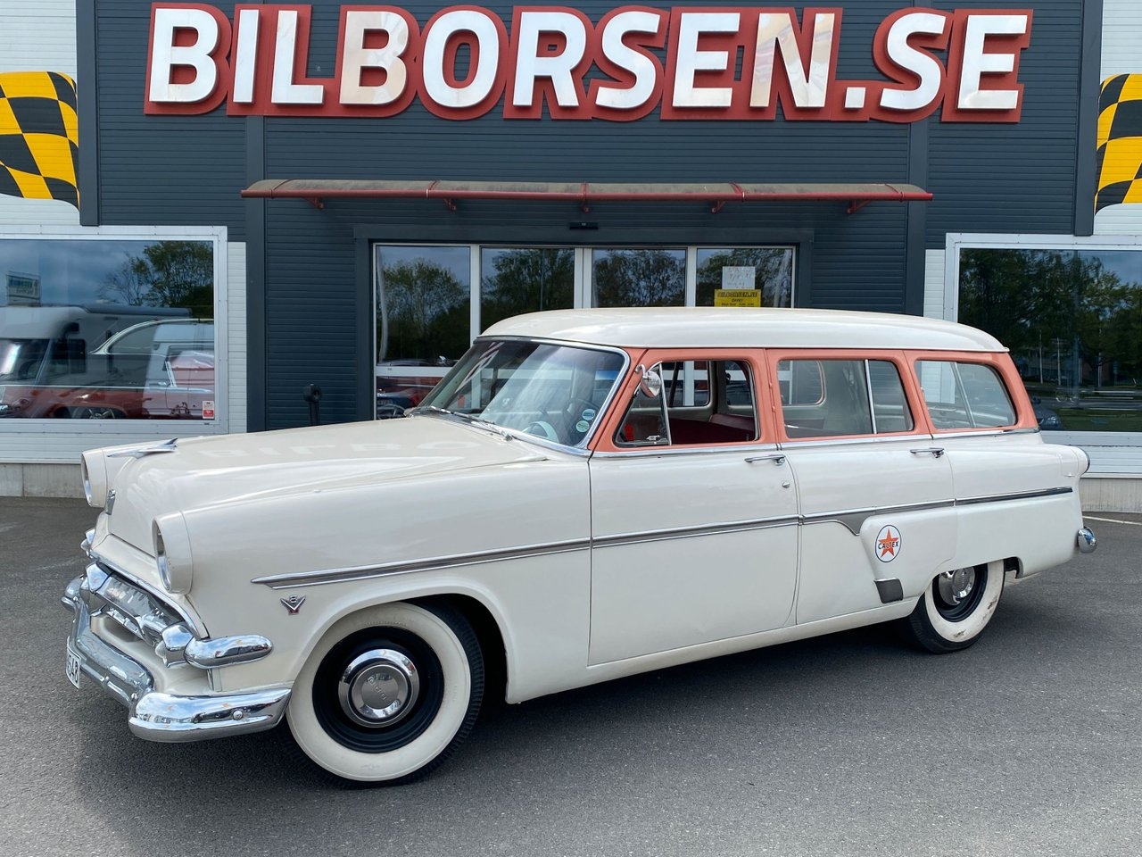 Ford Custom