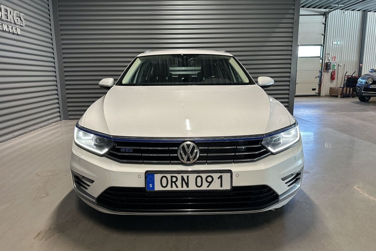 Volkswagen Passat 2016, bild 2/10