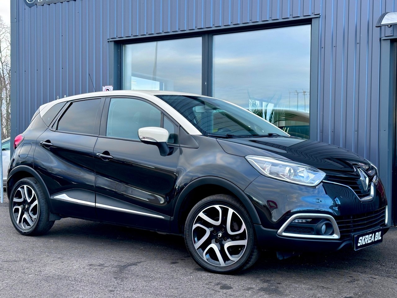 Renault Captur 1.2 TCe 2015, kuva 2/20