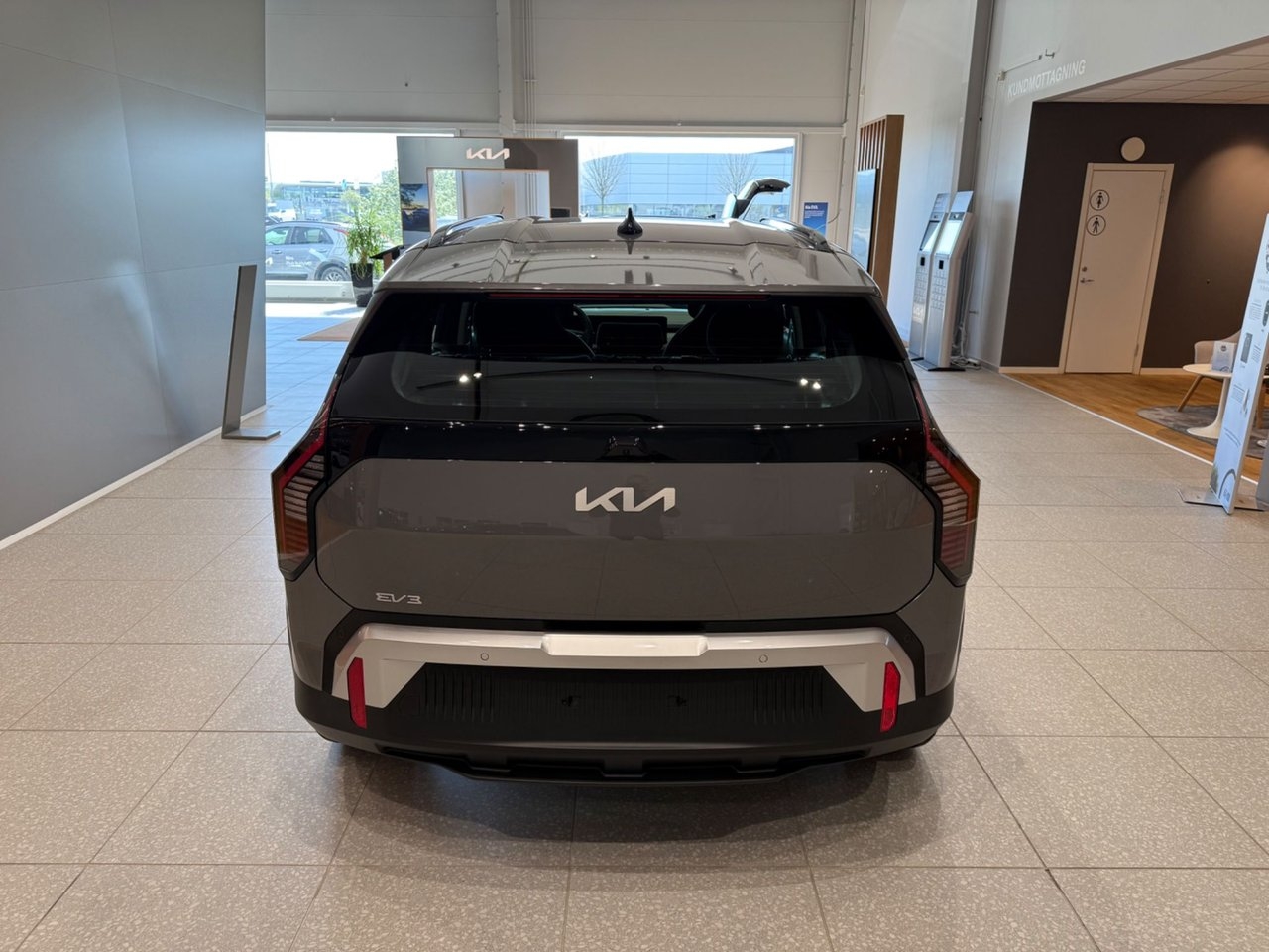 Kia EV3 FWD 58kWh 204hk 2026, kuva 3/10