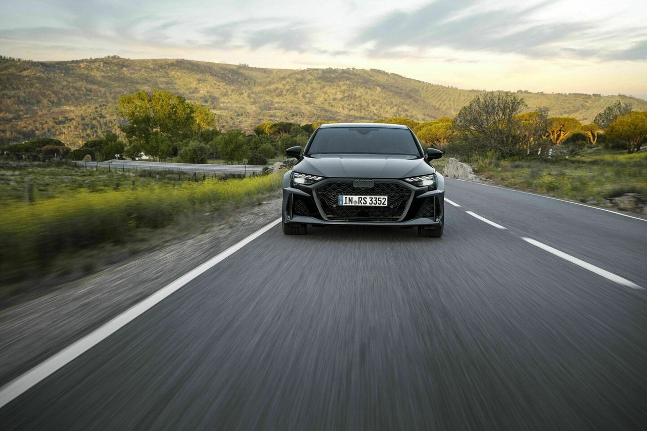 Audi RS3 Sportback 400hk 2025, bild 5/10