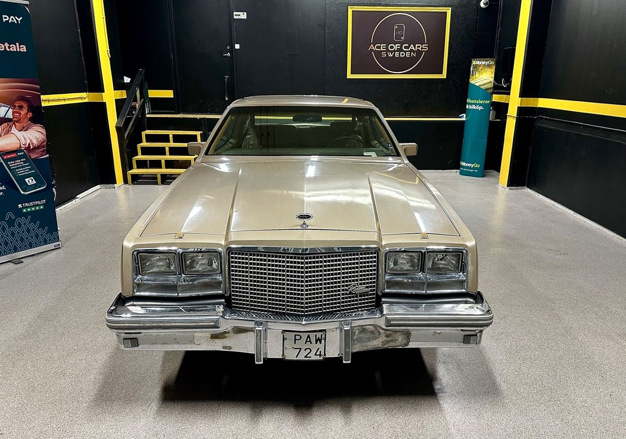 Buick Riviera 5.0 V8 Hydra-Matic 1981, photo 2/24