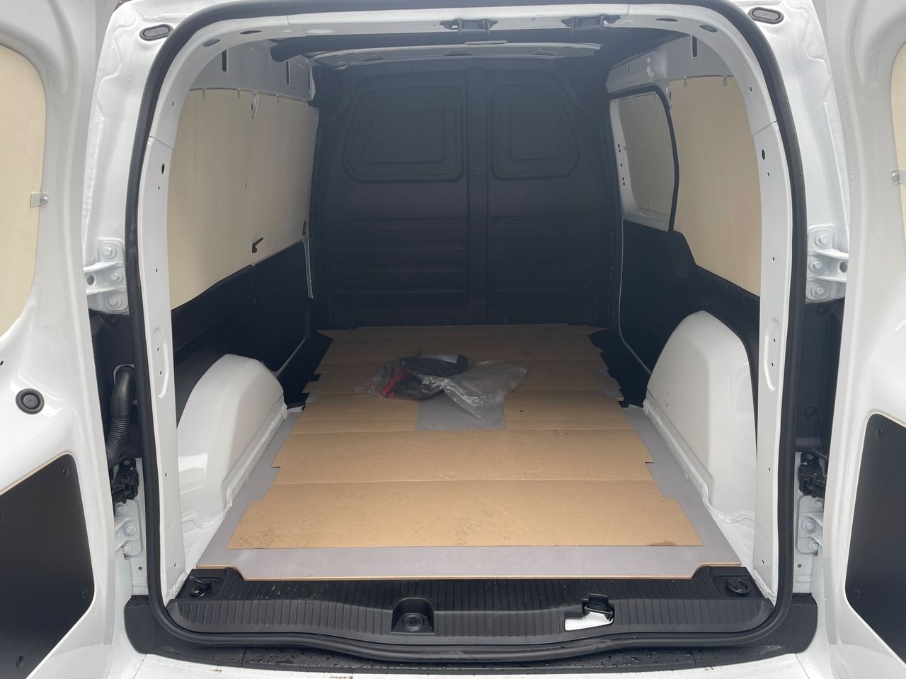 Mercedes-Benz Citan 112 CDI DCT L2 2024, bild 5/8