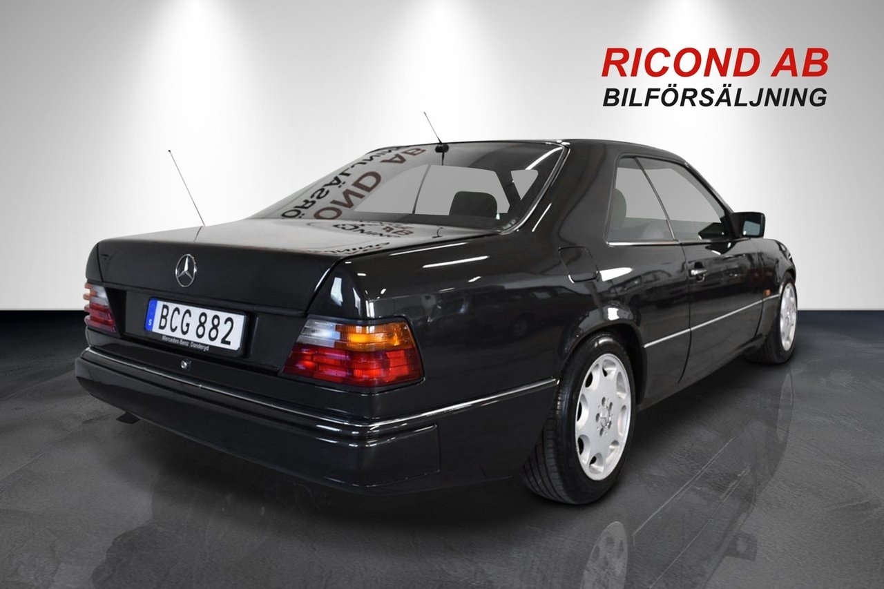 Mercedes-Benz 230 1992, kuva 3/10