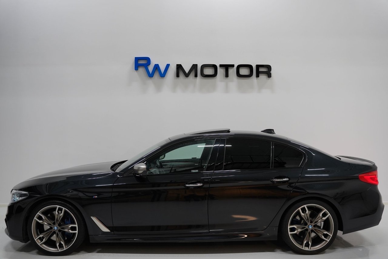 BMW M550i i xDrive 462hk Ultimate B&W 2018, bild 3/10