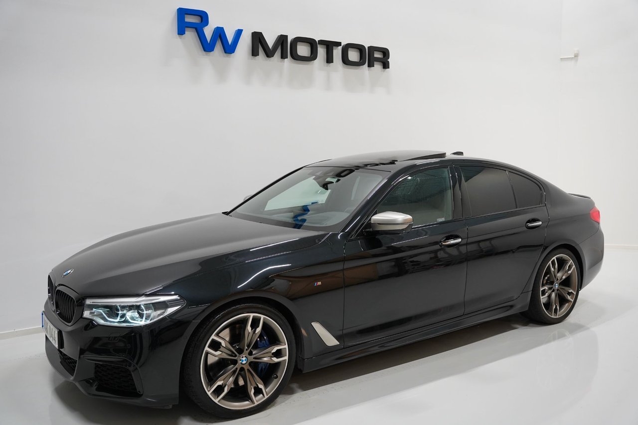 BMW M550i
