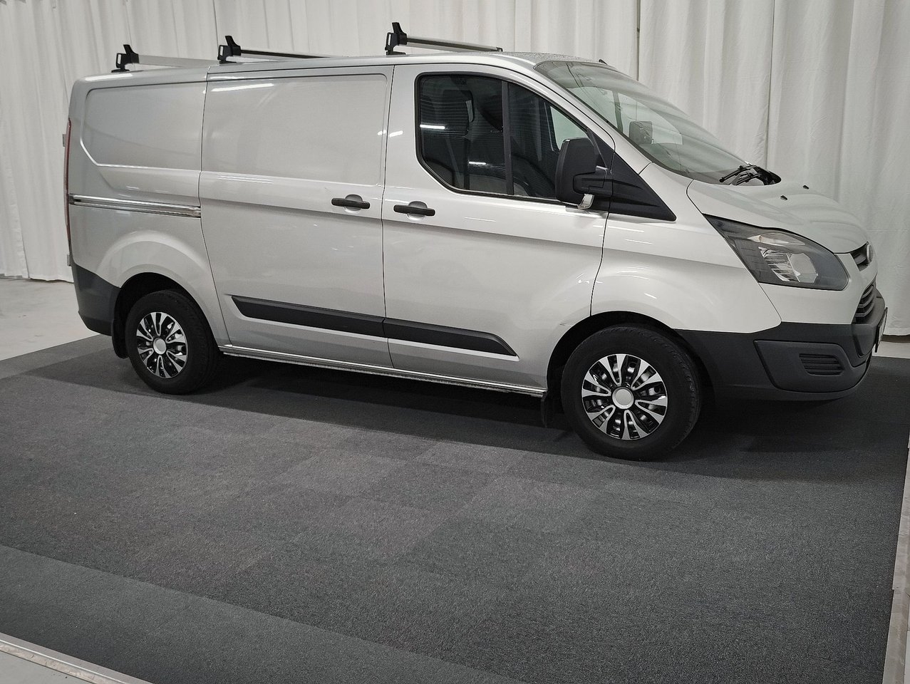 Ford Transit Custom Custom 2.2 TDCi 2016, bild 5/8