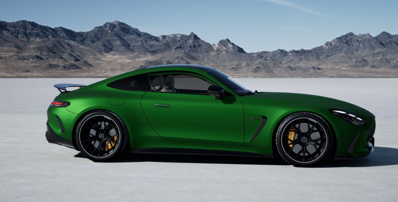 Mercedes-Benz AMG GT 2025, photo 3/9