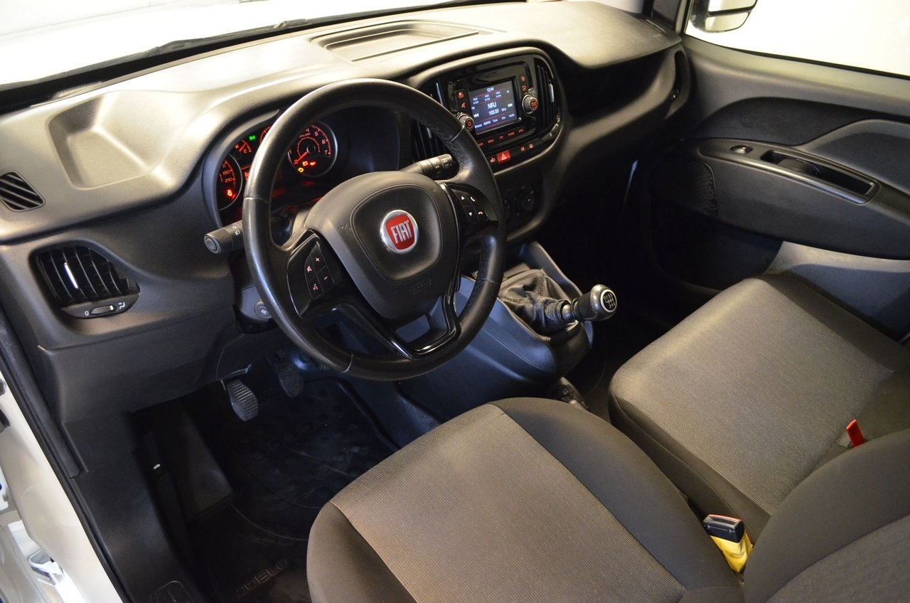 Fiat Doblo 2018, bild 2/10