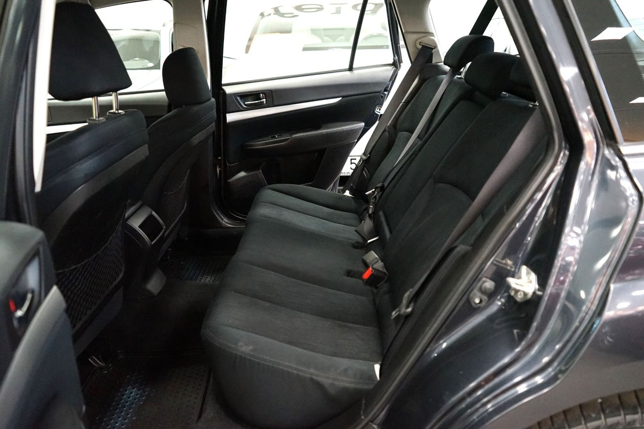 Subaru Outback 2013, photo 6/10