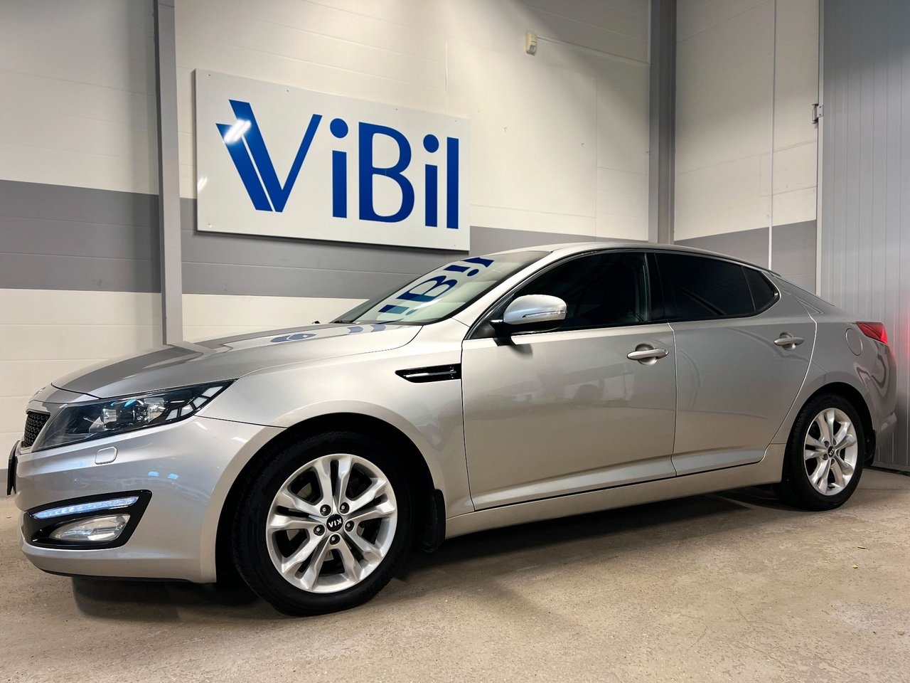 Kia Optima 1.7 CRDi Comfort GLS DRAG 2012, kuva 2/10