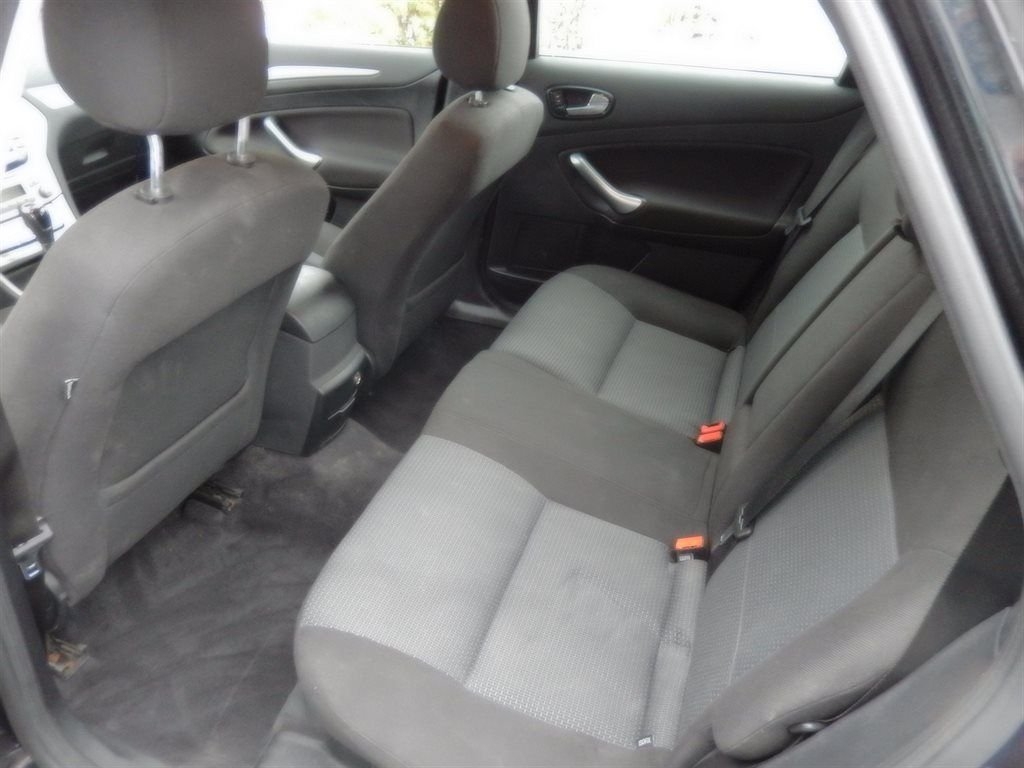 Ford Mondeo 2009, photo 5/10