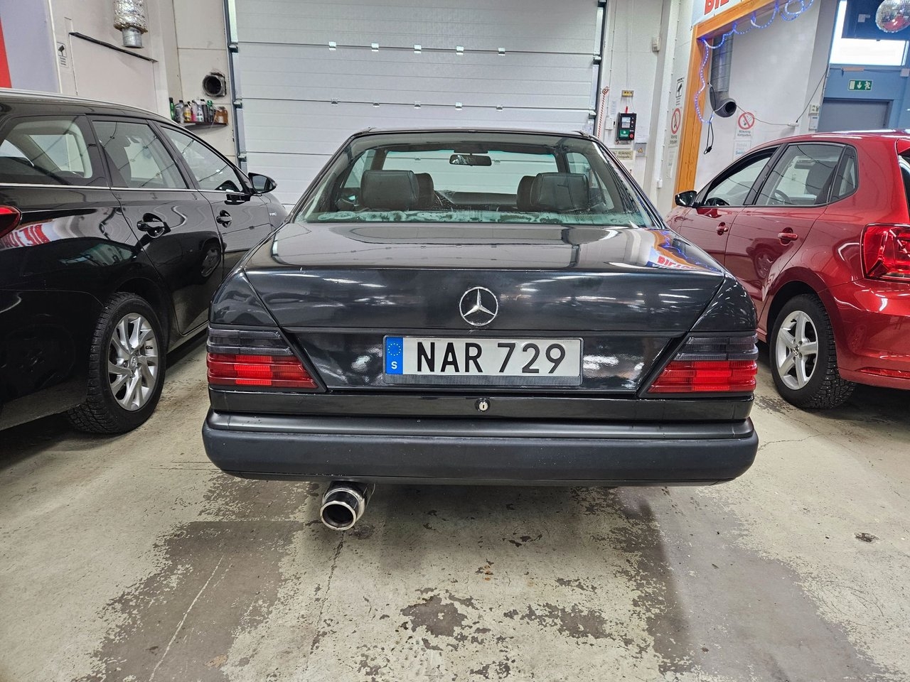 Mercedes-Benz E 1987, kuva 5/12