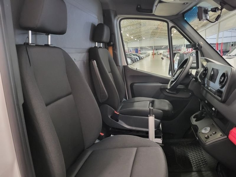 Mercedes-Benz Sprinter 2020, bild 7/8