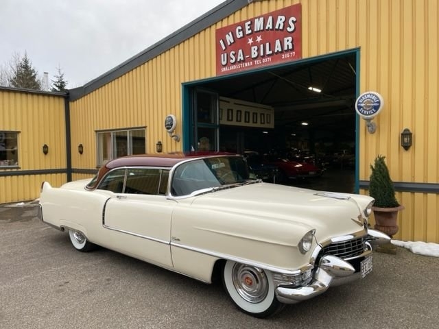 Cadillac De Ville