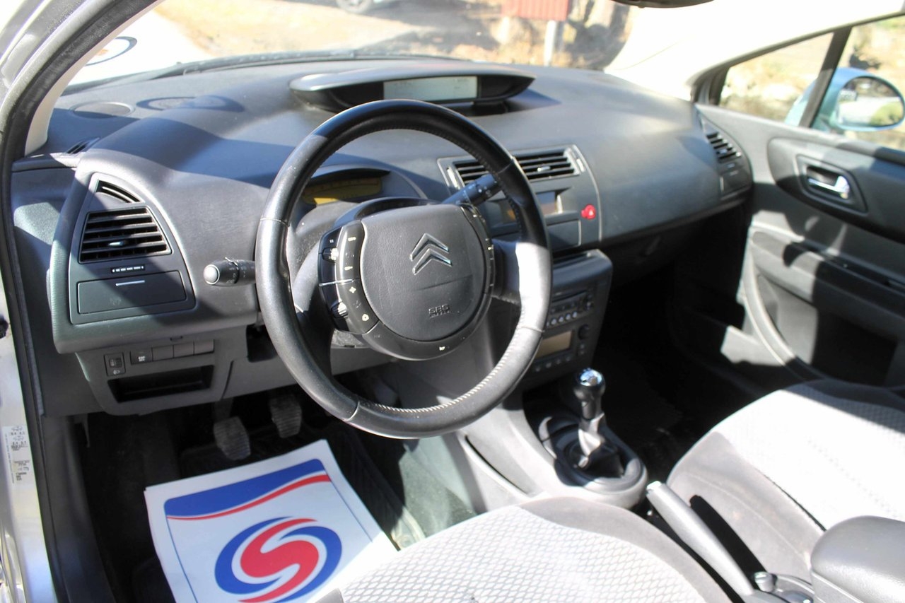Citroen C4 1.6 Bioflex Euro 4 2008, photo 3/4