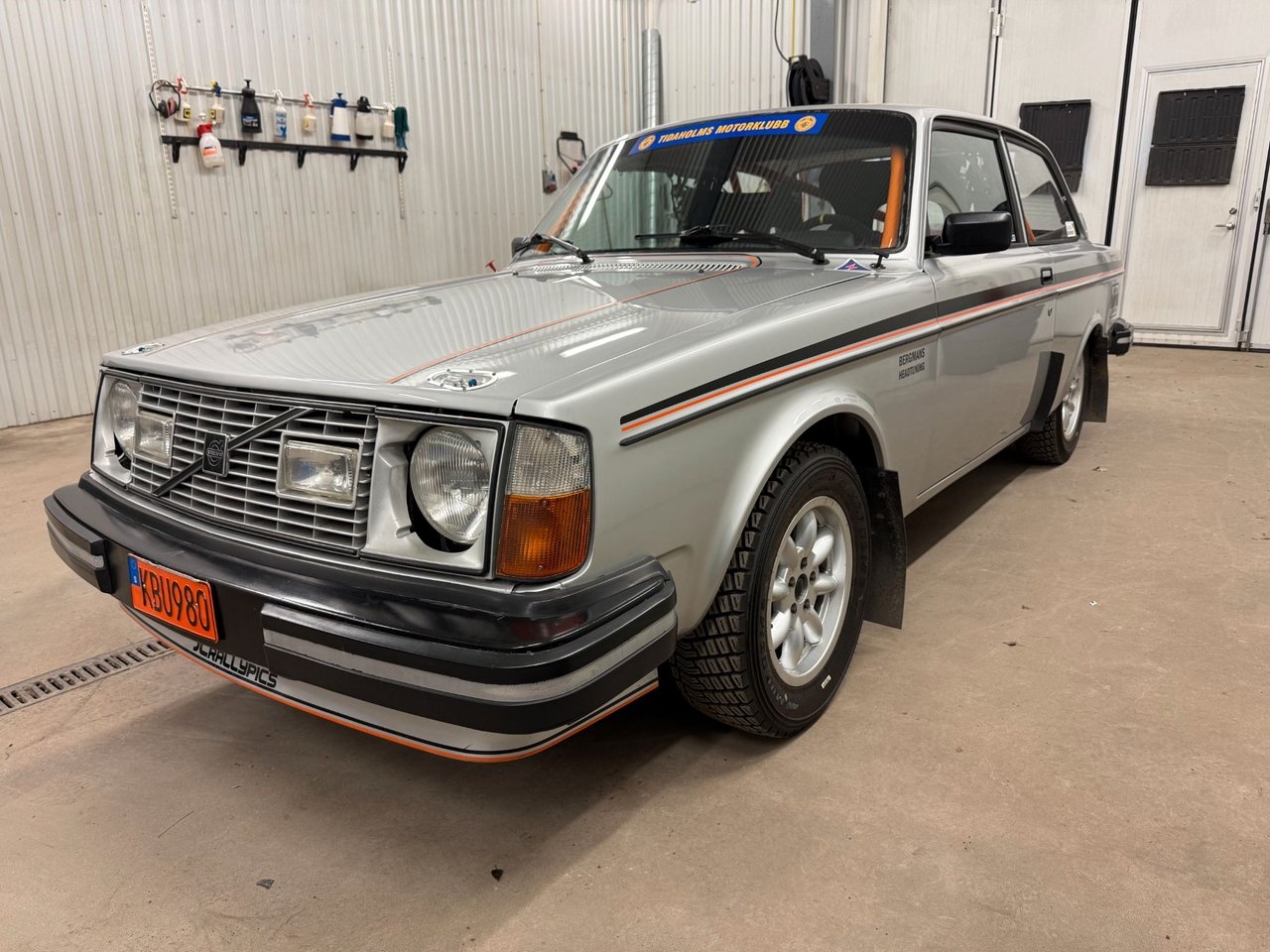 Volvo 242