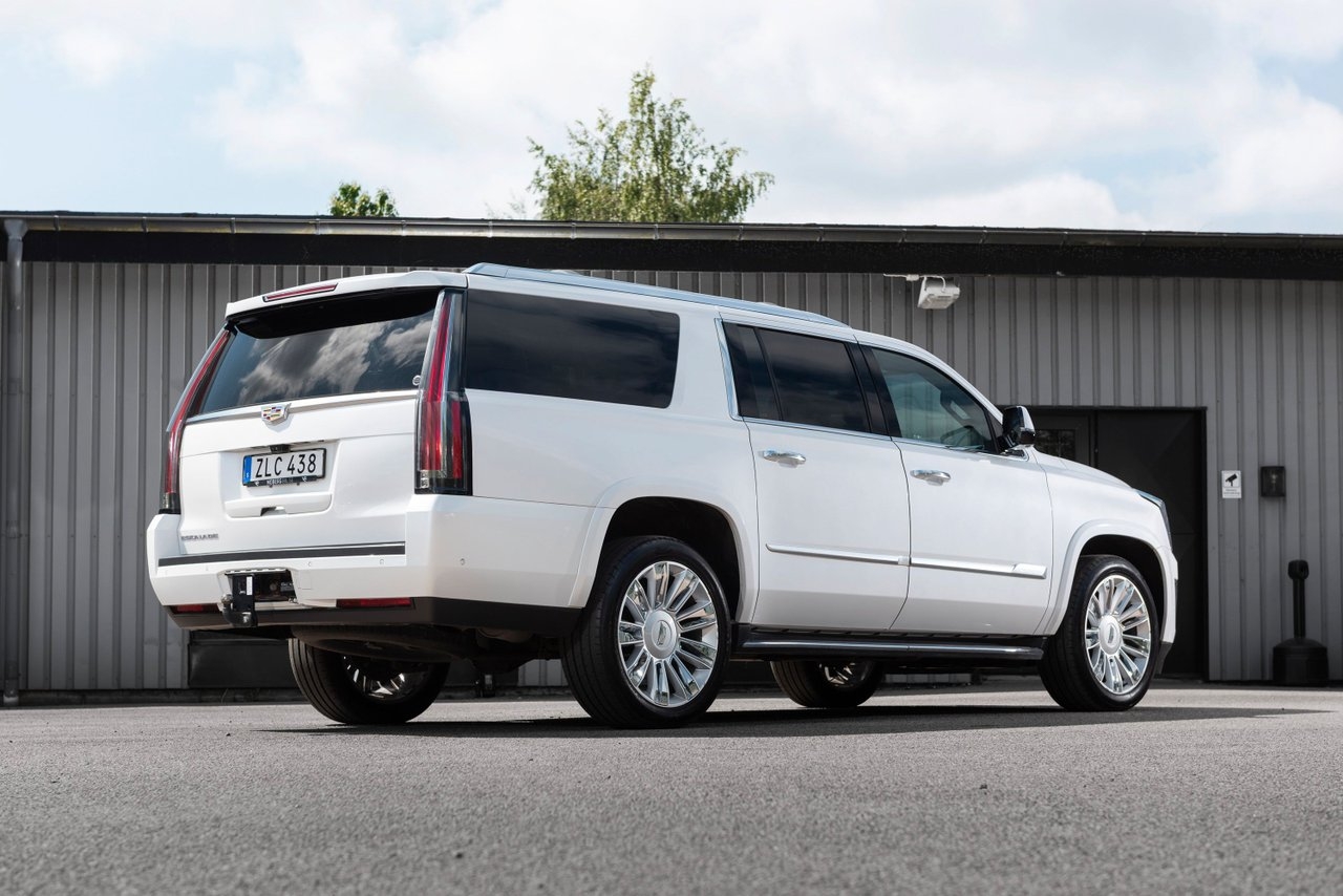 Cadillac Escalade 2018, bild 2/23