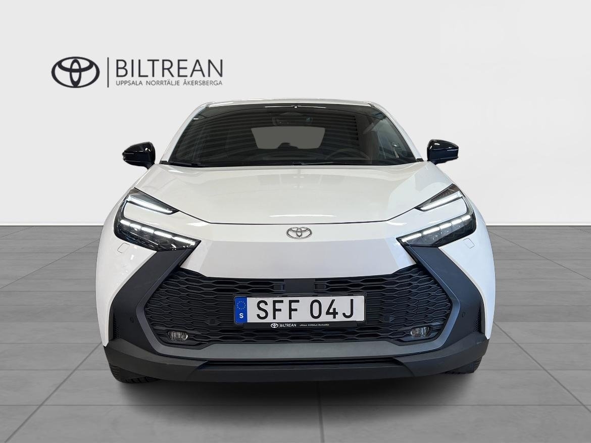 Toyota C-HR 2024, photo 6/17