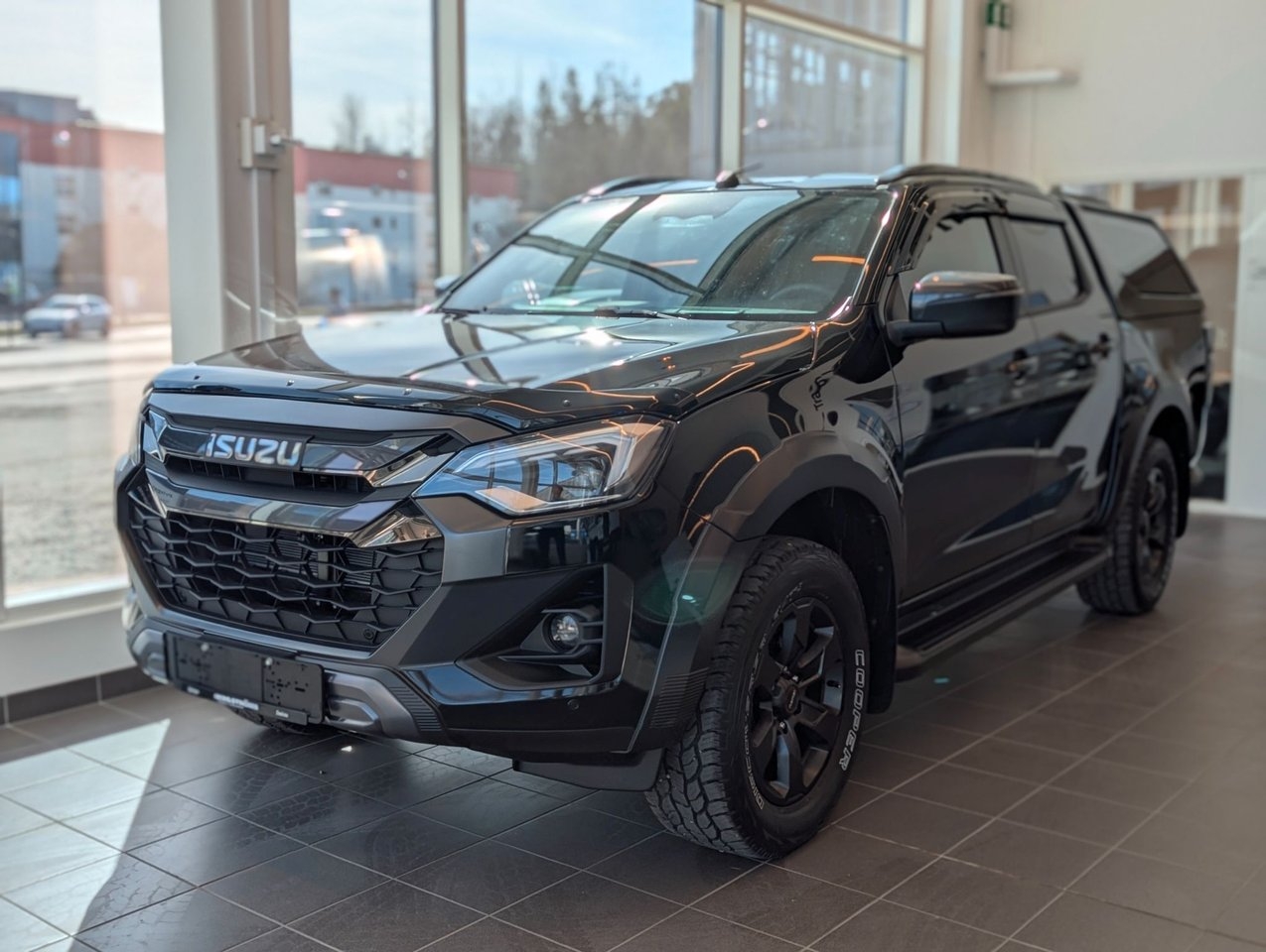 Isuzu D-max Crew Cab 1.9 4WD 2025, bild 3/6